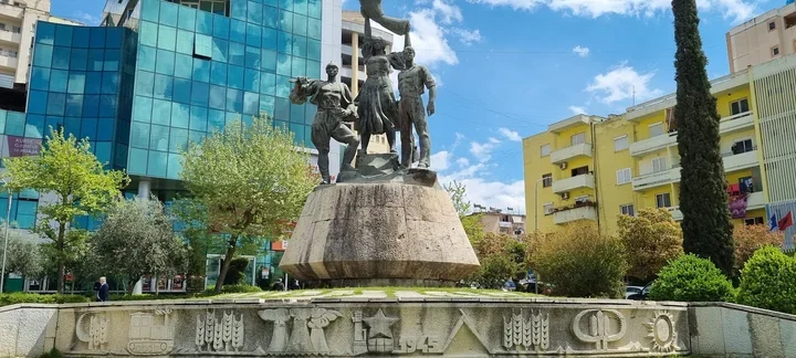 Lushnjë